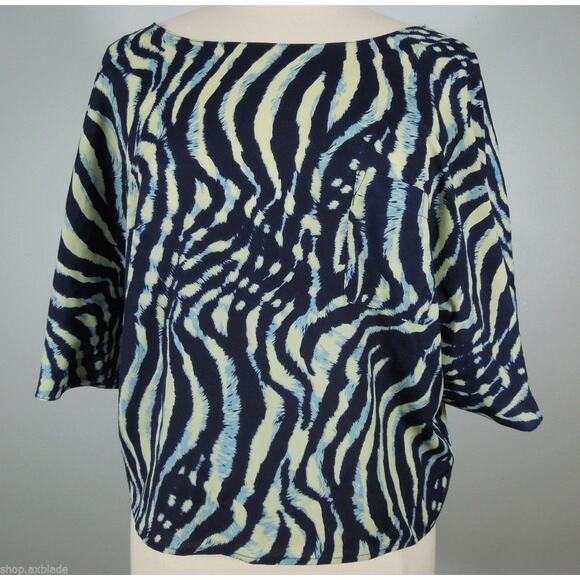 AKIRA BLACK LABEL Dolman Top S SMALL Chicago Animal Print Fabric - Picture 2 of 7